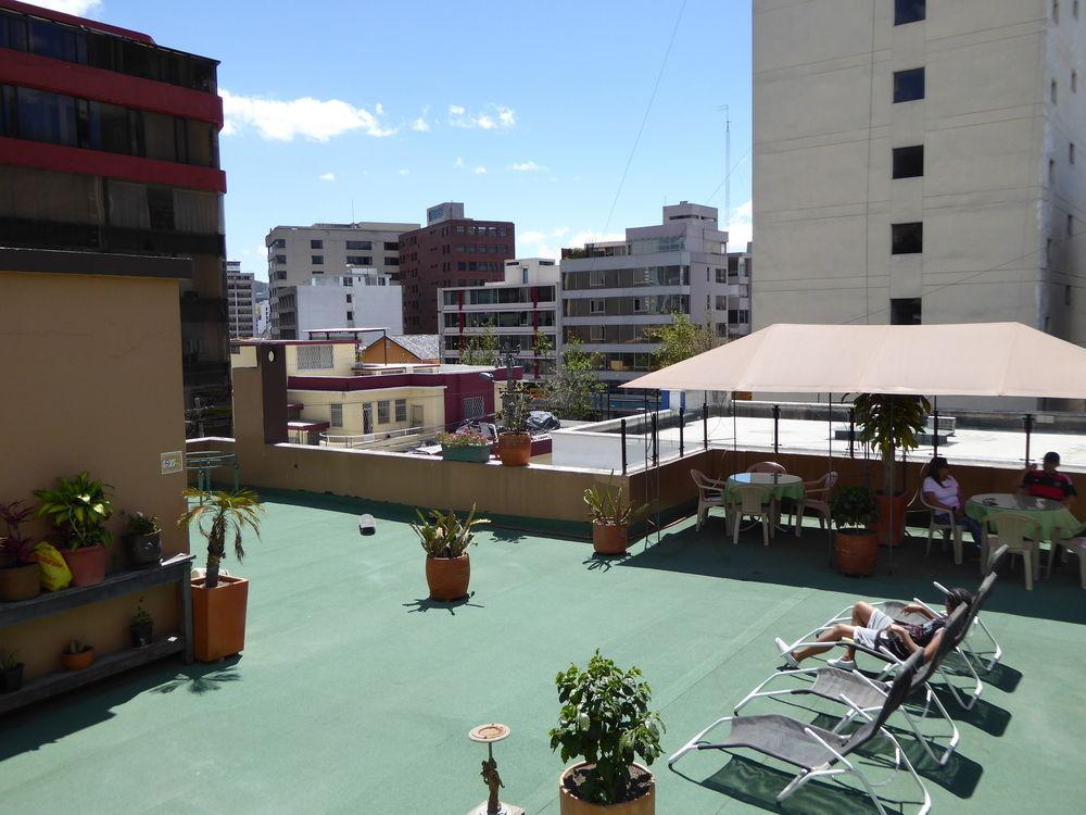 Jhomana Guesthouse กีโต ภายนอก รูปภาพ